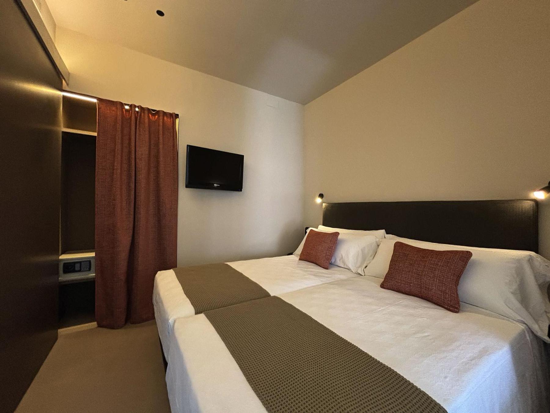 Senator Barcelona Apartments Екстериор снимка